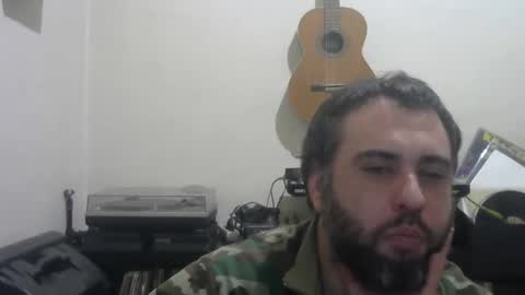 Snapshot of sorollrosa chatting on December 2025 02:30:01 AM Metronomism online show from December 2025 02:30:01 AM