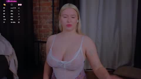 soulmeinme online show from December 2025 07:13:02 AM