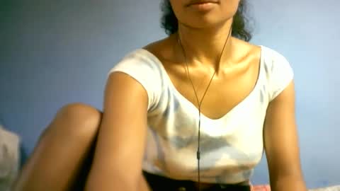 sourayaa online show from April 2026 07:07:02 PM