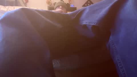 southern_guy_69 online show from November 2025 04:05:01 PM
