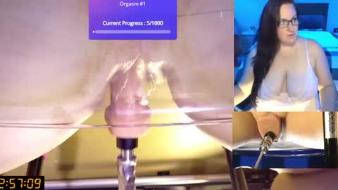 Snapshot of southernelle1 chatting on July 2026 11:02:01 AM SouthernElle online show from July 2026 11:02:01 AM