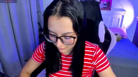 Lili online show from September 2025 11:49:02 PM