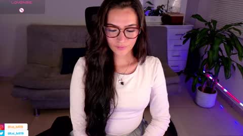 Luisa    online show from February 2025 01:40:02 AM
