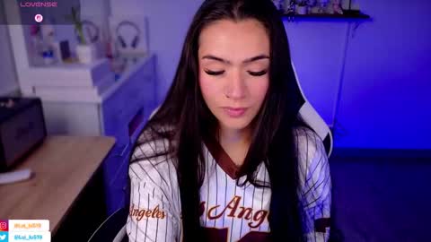 Luisa    online show from October 2025 04:41:02 PM