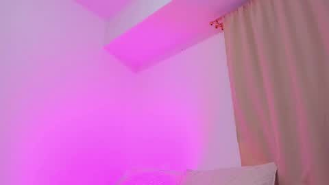 Snapshot of soyamandaa chatting on November 2025 11:47:02 PM Instagram Soyamandaa 1 online show from November 2025 11:47:02 PM