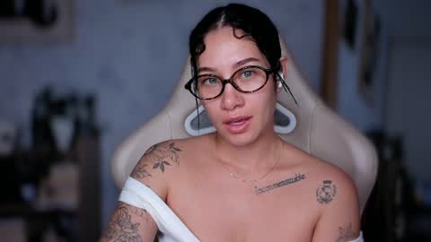 Snapshot of soytulu_ chatting on June 2026 03:38:01 AM brisa s online show from June 2026 03:38:01 AM