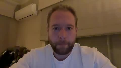 Snapshot of spanishfly99 chatting on January 2026 01:54:01 AM SpanishFly online show from January 2026 01:54:01 AM