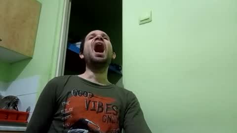 Snaiky online show from February 2026 10:28:02 PM