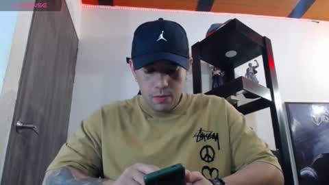 Snapshot of spartacus_cam chatting on December 2024 05:33:02 AM online show from December 2024 05:33:02 AM