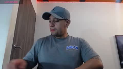 Snapshot of spartacus_cam chatting on January 2025 05:24:01 AM online show from January 2025 05:24:01 AM