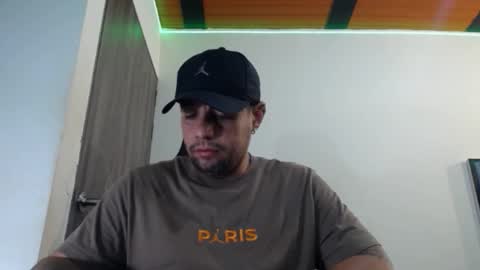 Snapshot of spartacus_cam chatting on February 2025 05:34:02 AM online show from February 2025 05:34:02 AM