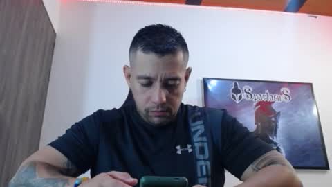 Snapshot of spartacus_cam chatting on November 2025 05:17:02 AM online show from November 2025 05:17:02 AM