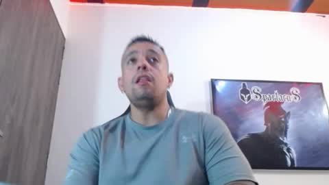 Snapshot of spartacus_cam chatting on November 2025 05:29:02 AM online show from November 2025 05:29:02 AM