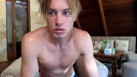 Sasha --  online show from April 2026 11:05:01 PM