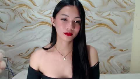 Snapshot of spicefuckinggirl98 chatting on November 2025 01:22:02 PM Leah online show from November 2025 01:22:02 PM