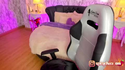 Snapshot of spicyamelia chatting on March 2025 01:06:02 PM Amelia GTM-5 817 IG Spicychoco am online show from March 2025 01:06:02 PM