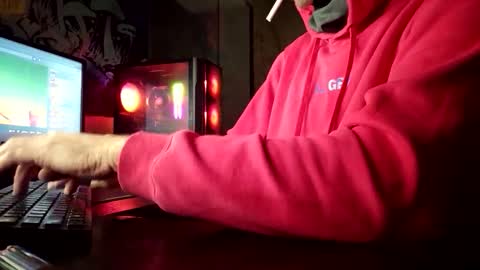 Snapshot of spicyfox420 chatting on October 2025 04:16:02 PM SpicyFox420 online show from October 2025 04:16:02 PM