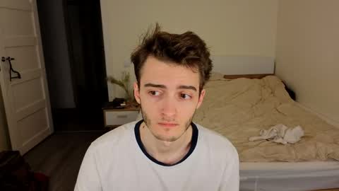 Snapshot of spider___man chatting on May 2026 05:43:01 PM Spidey online show from May 2026 05:43:01 PM