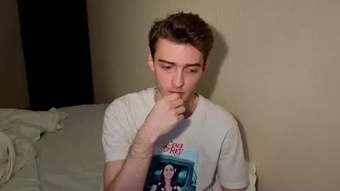 Snapshot of spider___man chatting on June 2026 04:44:01 PM Spidey online show from June 2026 04:44:01 PM