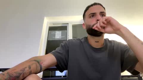 spifff_21 online show from October 2025 04:11:01 AM