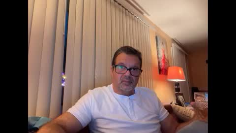 spike69old online show from November 2025 10:52:02 PM