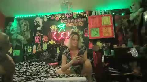 Snapshot of splashh_queen420 chatting on June 2026 03:29:02 AM Daddy His Splash Queen online show from June 2026 03:29:02 AM