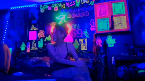 Snapshot of splashh_queen420 chatting on July 2026 10:57:02 AM Daddy His Splash Queen online show from July 2026 10:57:02 AM