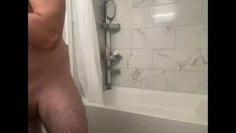 Snapshot of spookyfoxmulder chatting on September 2025 07:51:02 PM ALEX online show from September 2025 07:51:02 PM