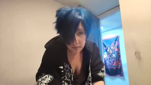 Snapshot of spookyqueen69 chatting on March 2026 02:04:02 AM Kova online show from March 2026 02:04:02 AM