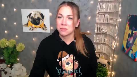 Snapshot of sport_tall_karina chatting on December 2024 09:20:02 AM Karina online show from December 2024 09:20:02 AM