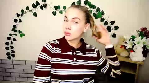 Snapshot of sport_tall_karina chatting on October 2025 08:09:02 AM Karina online show from October 2025 08:09:02 AM