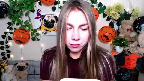 Karina online show from October 2025 09:10:01 AM