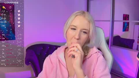 Snapshot of springajara chatting on September 2025 08:20:01 PM Vetta online show from September 2025 08:20:01 PM