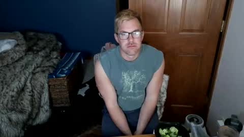 Snapshot of spun_redneck chatting on March 2026 09:58:02 AM Spun Redneck online show from March 2026 09:58:02 AM