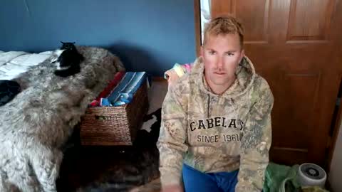 Snapshot of spun_redneck chatting on April 2026 05:21:02 PM Spun Redneck online show from April 2026 05:21:02 PM