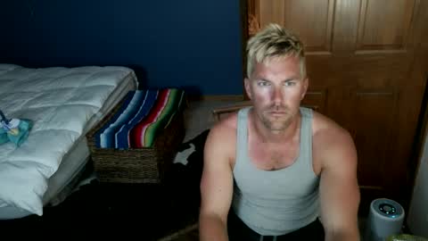 Snapshot of spun_redneck chatting on June 2026 02:16:02 AM Spun Redneck online show from June 2026 02:16:02 AM