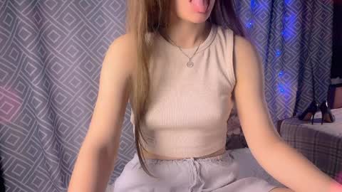 Snapshot of squirtle_vs_muk chatting on June 2026 07:03:01 AM Im starting to stream at 300 GMT Fansly online show from June 2026 07:03:01 AM