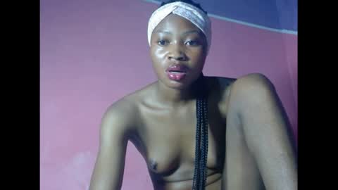 Snapshot of squirty_joy chatting on June 2026 06:31:02 PM Magdalen online show from June 2026 06:31:02 PM