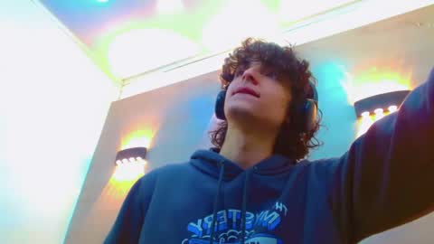 ethan online show from September 2025 02:07:01 PM