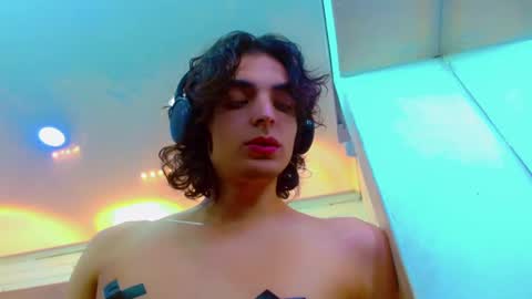 ethan online show from November 2025 01:57:01 PM