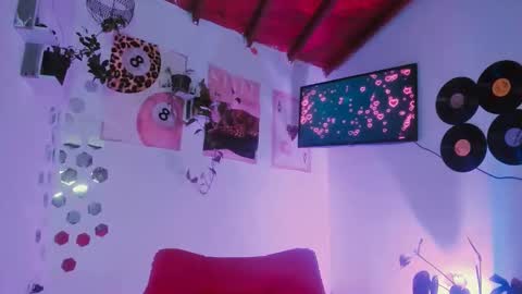 Snapshot of srsexy98 chatting on March 2026 11:43:02 PM srsexy98 online show from March 2026 11:43:02 PM