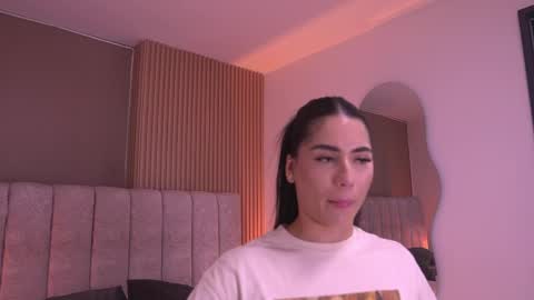 samantha online show from April 2026 07:19:01 PM