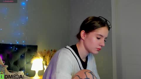 stacey__lace online show from October 2025 04:51:02 PM