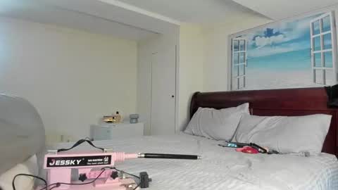 Snapshot of staciwilde chatting on September 2025 05:04:01 PM staciwilde online show from September 2025 05:04:01 PM