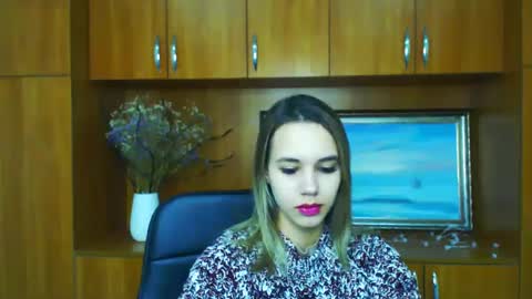 Stacy online show from December 2024 07:40:02 AM