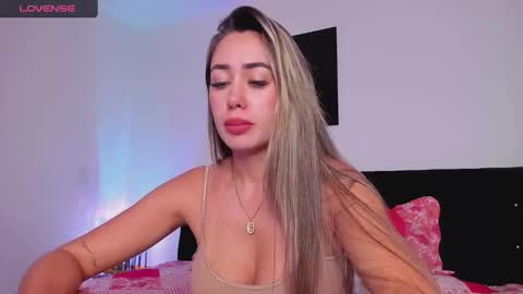 TWstacymalibu110 online show from March 2025 11:22:02 PM