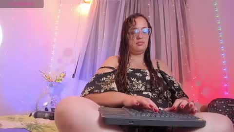 Stacy Boobs  online show from June 2026 12:31:01 PM
