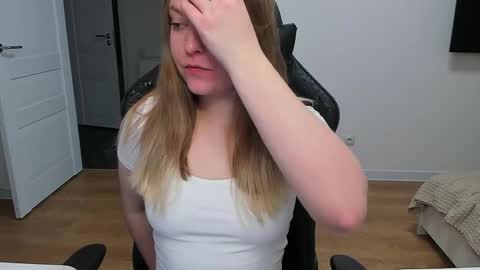 Stacy  online show from April 2026 05:10:02 PM