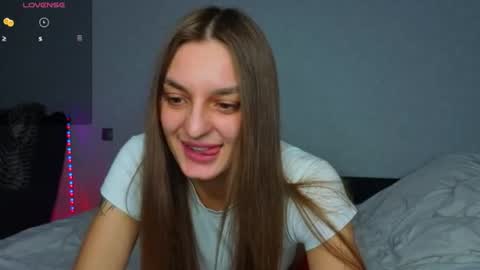 Sexy lips online show from August 2026 09:09:01 PM