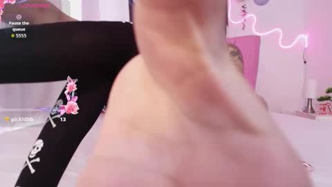 estecy online show from October 2025 02:40:01 PM